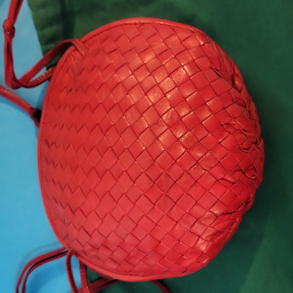 Bottega Veneta Red intrecciato Leather Bag - Picture 5 of 13